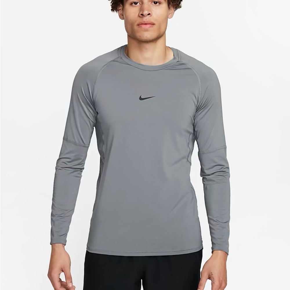 Nike Pro Men’s Long-Sleeve Training Shirt - Gray